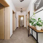 In 42930 Apartment