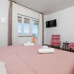 Apartamento In 42930