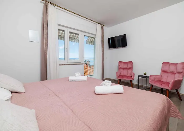 Apartment In 42930
